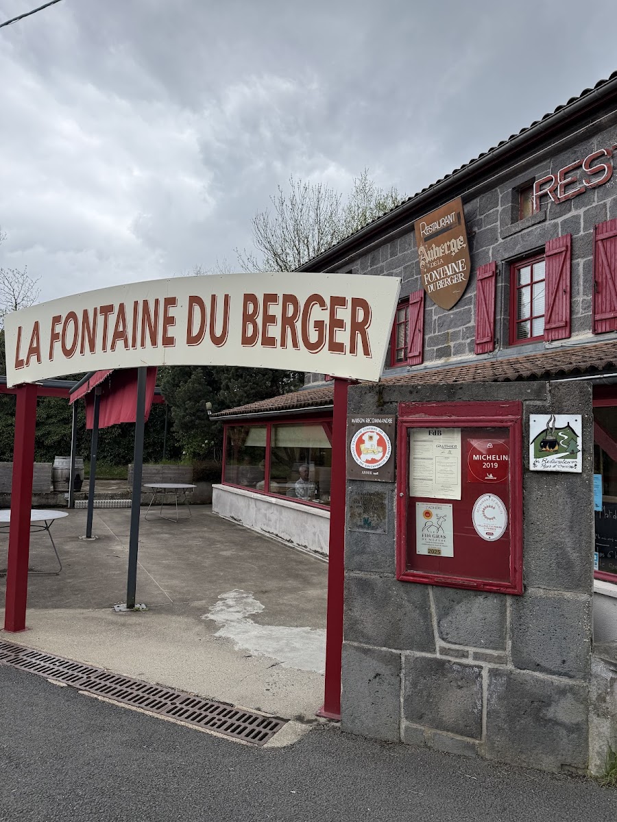 Photo 5 de L'Auberge de la Fontaine du Berger