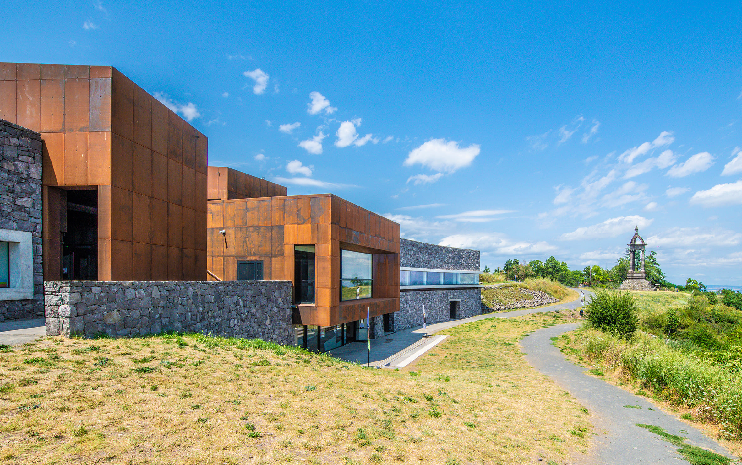 Musée de Gergovie, activité à La Roche-Blanche