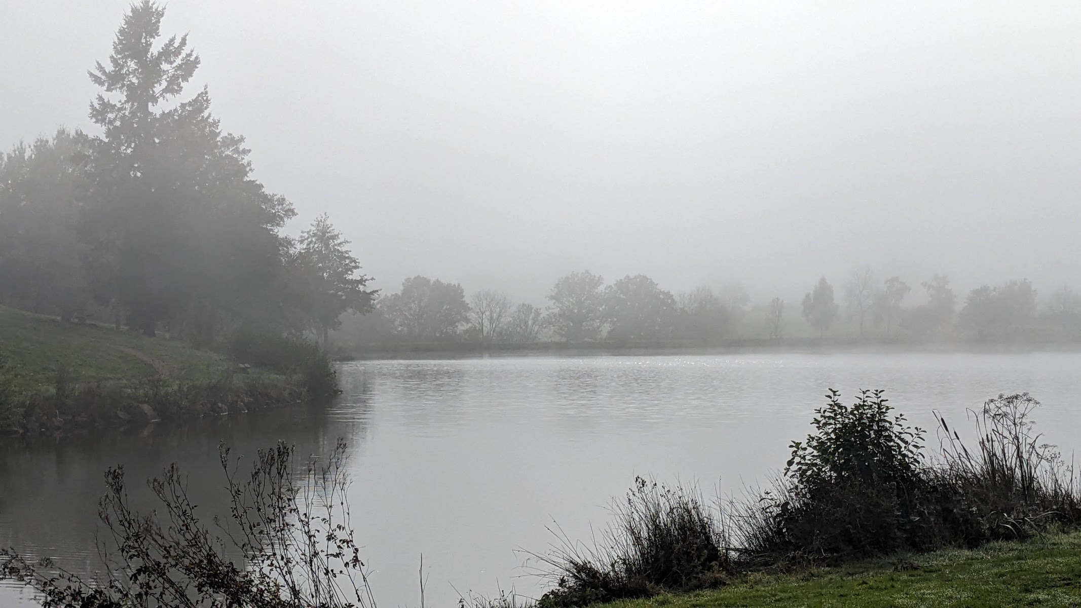 Photo 2 de Plan d'eau de Servant