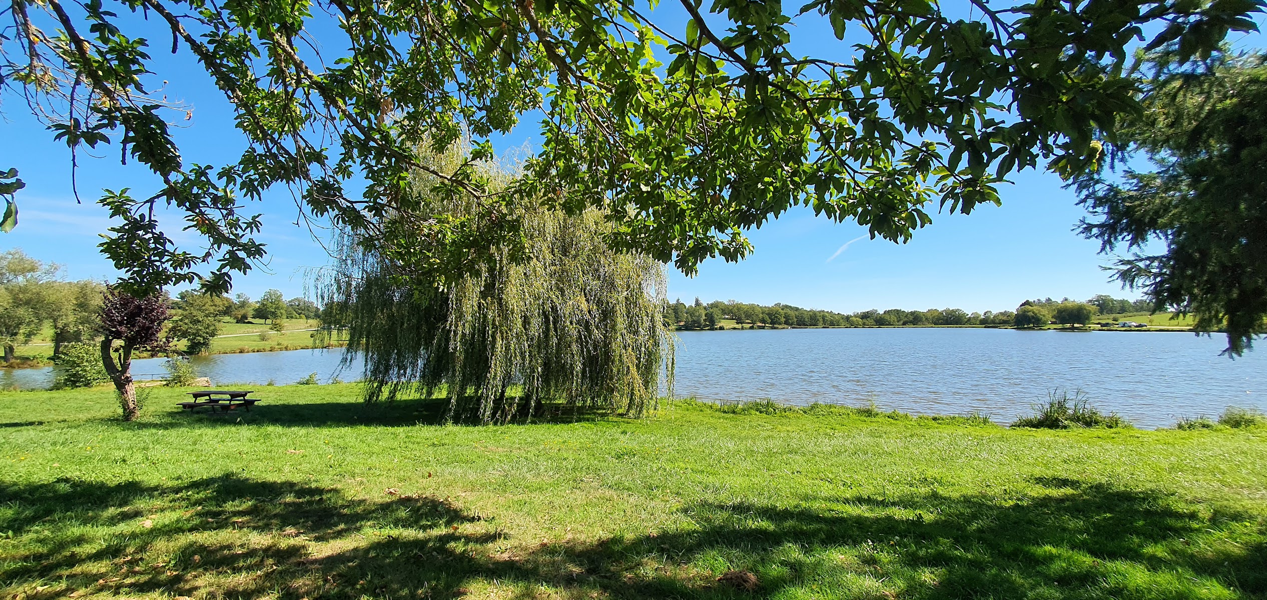 Photo 5 de Plan d'eau de Servant