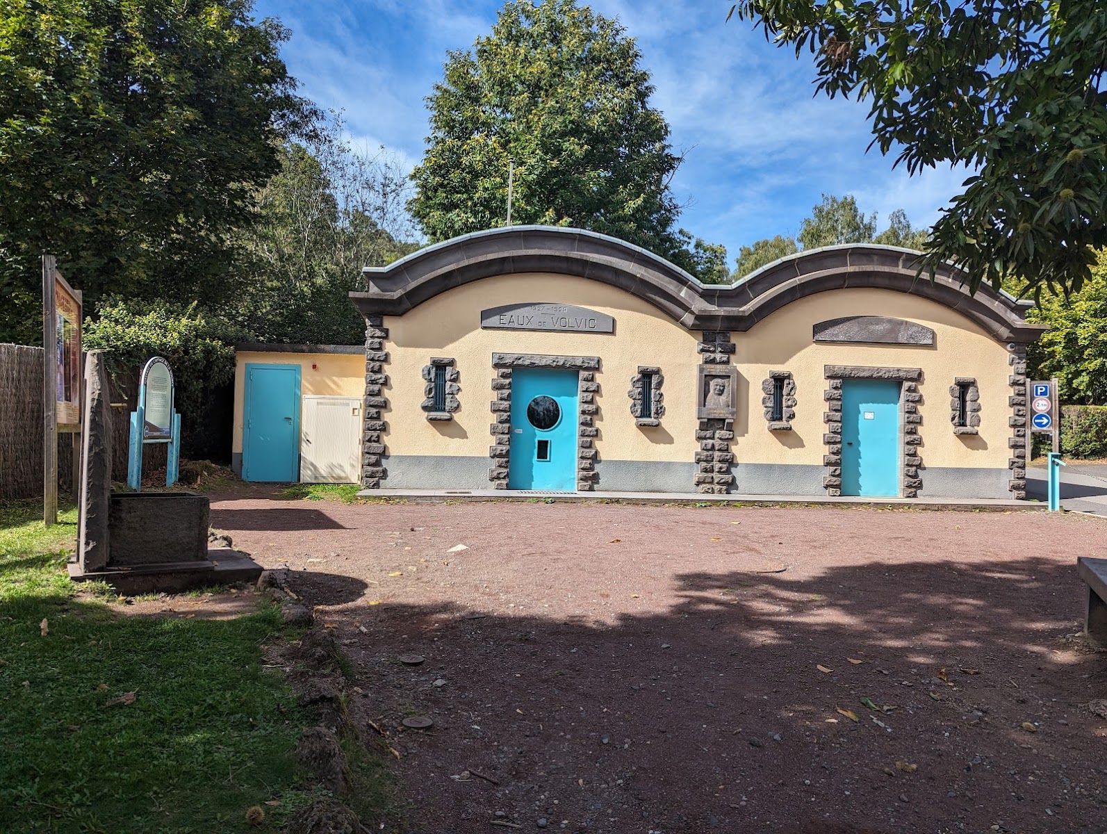 Photo 2 de Volvic O'Rigines